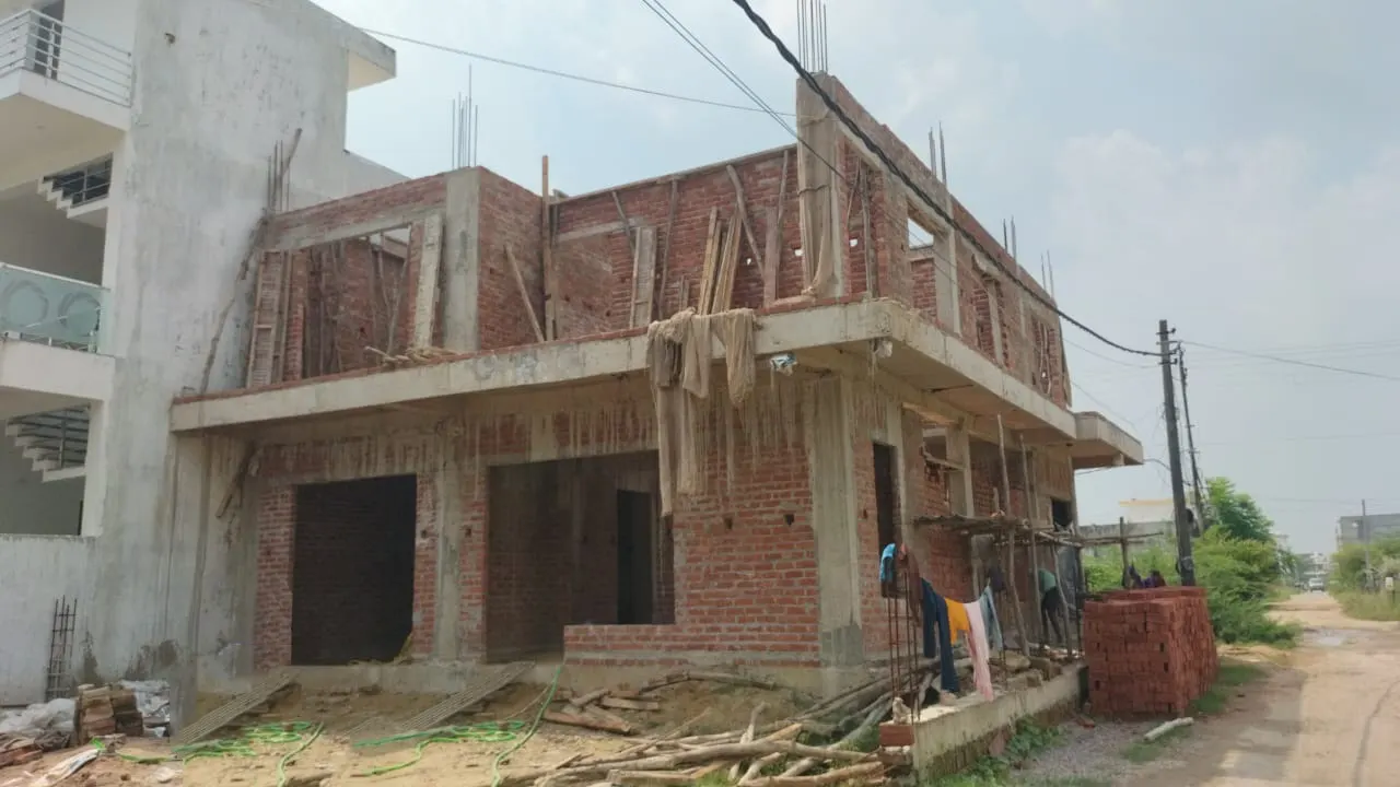  Commercial architect in Lucknow